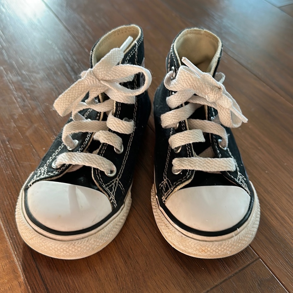 Toddler converse high top